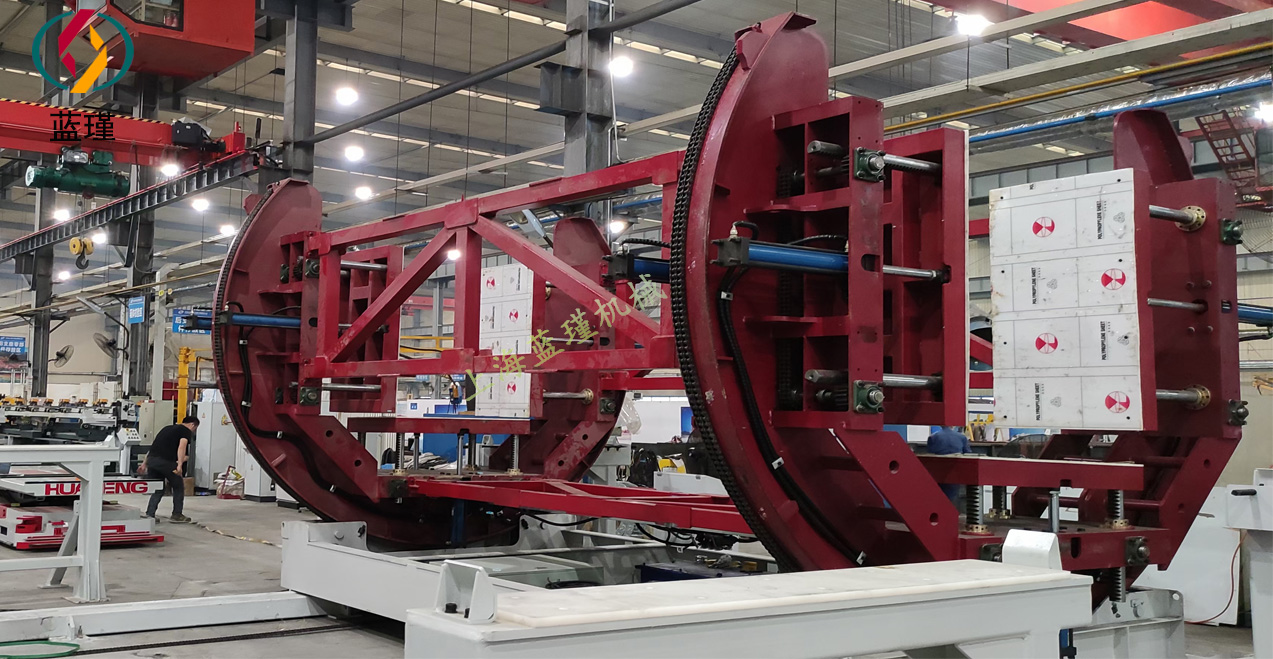 0型翻轉(zhuǎn)機(jī)1